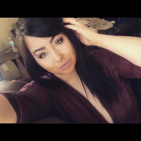 Meet your Posher, Alysha - Picture 1 of 1